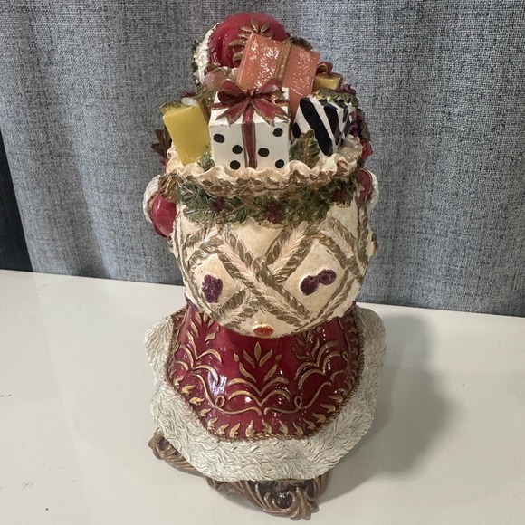 Fitz&Floyf 9” renaissance Santa music box. Plays Deck the Halls. - Picture 2 of 10